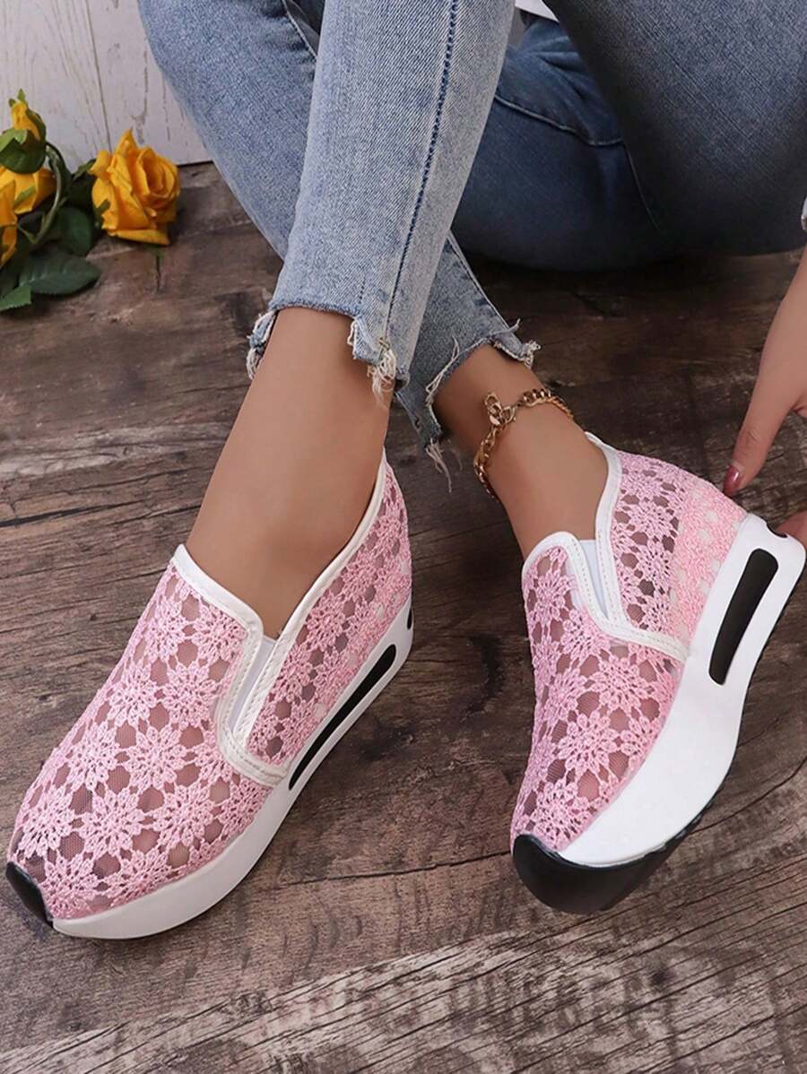 Aéra - Baskets en Dentelle Florale à Velcro