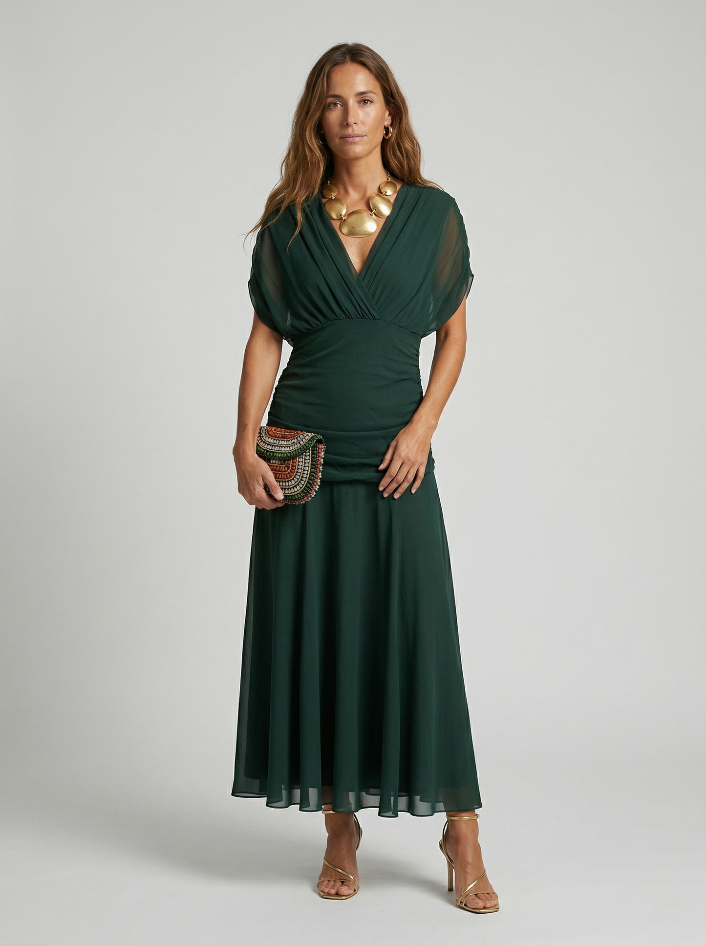 Robe longue avec decollete en V